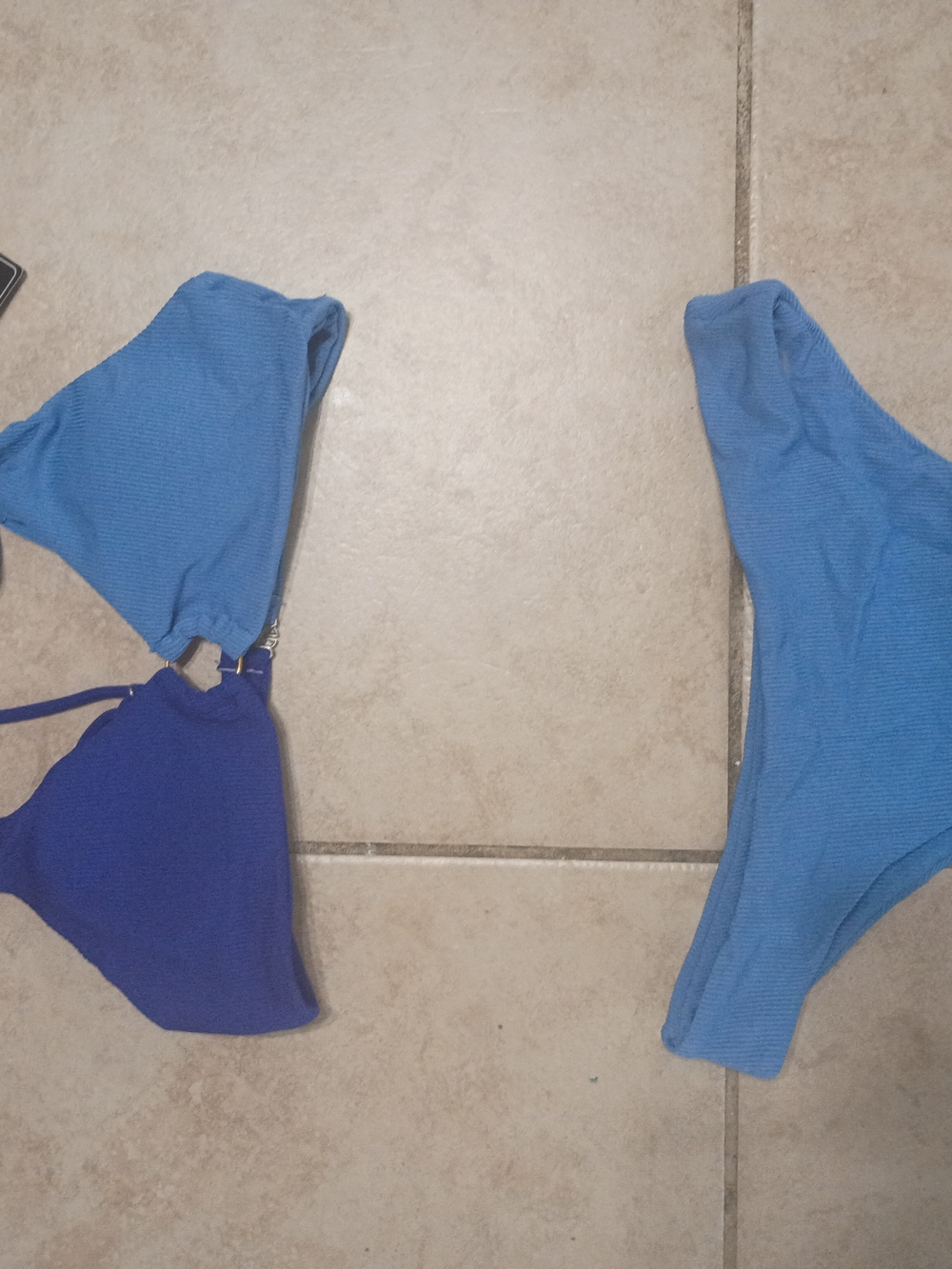 Zaful Two-Tone Blue Ribbed Bikini Set - Light & Deep Blue - Picture 4 of 5